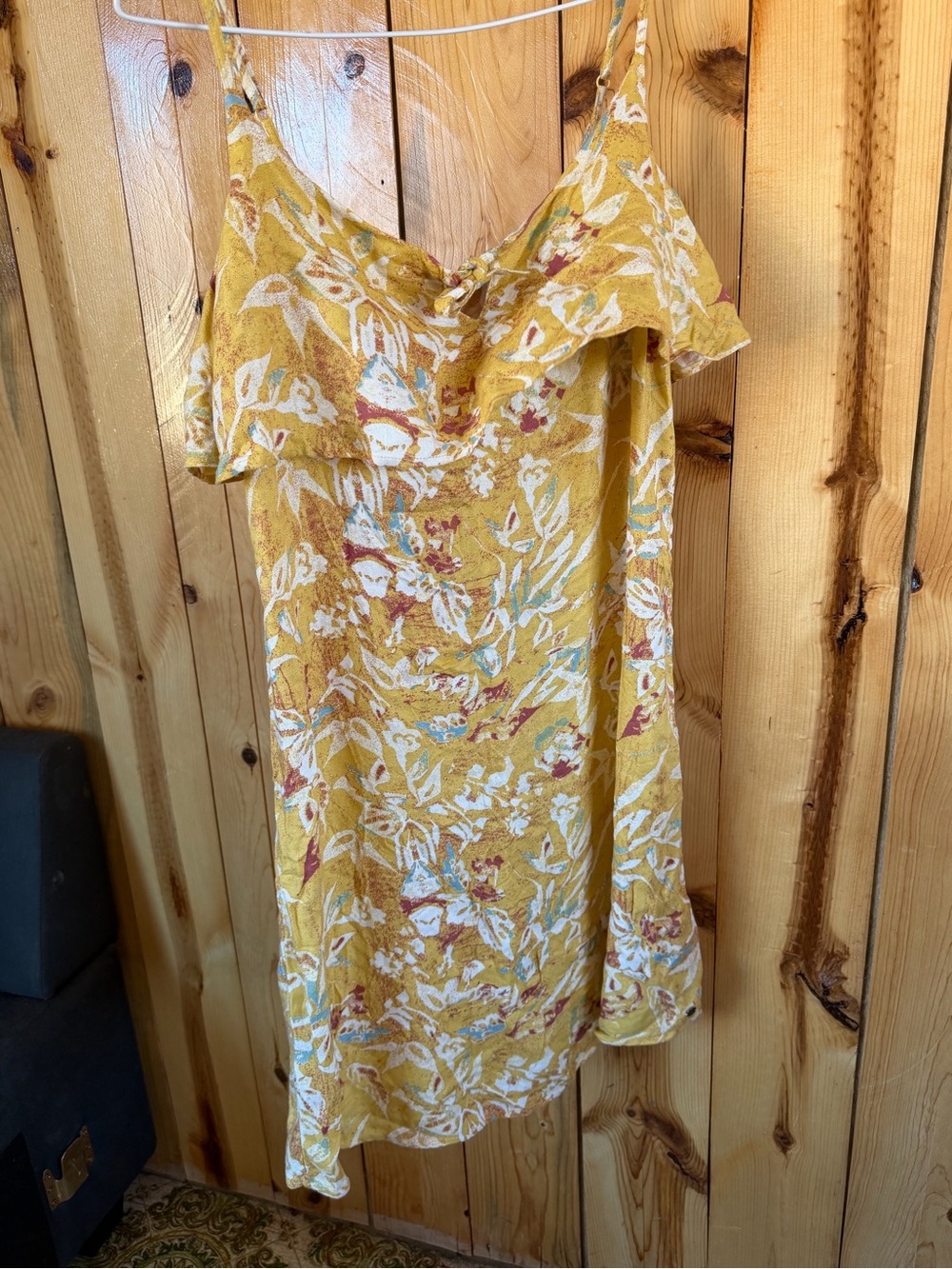 ROXY Yellow White Floral Sundress V-Neck Ruffle Straps Short Size 10
